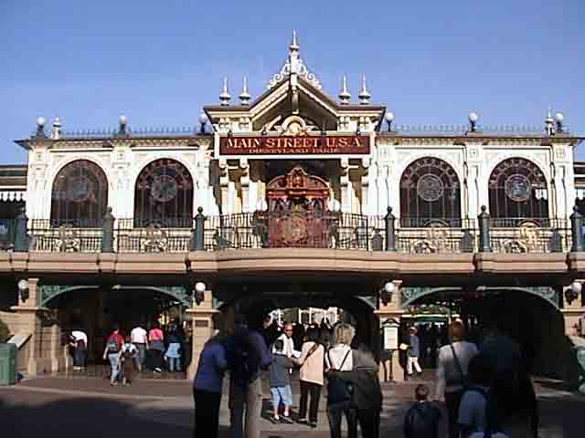 Francia - Disneyland París 03.jpg